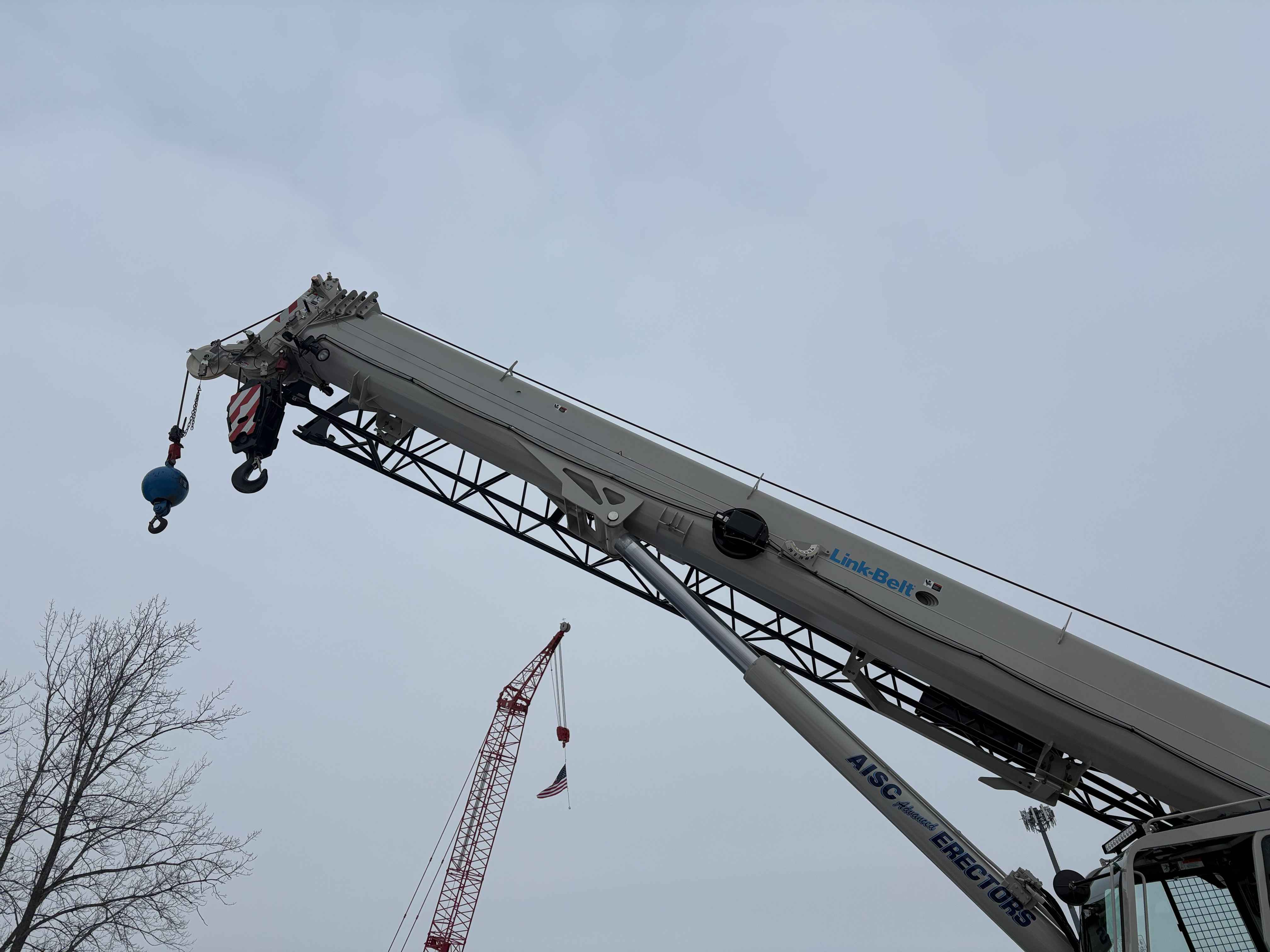 2022 Link-Belt HTC-86100 Truck Mounted Telescopic Boom Crane for Sale in New York Crane Network image 1