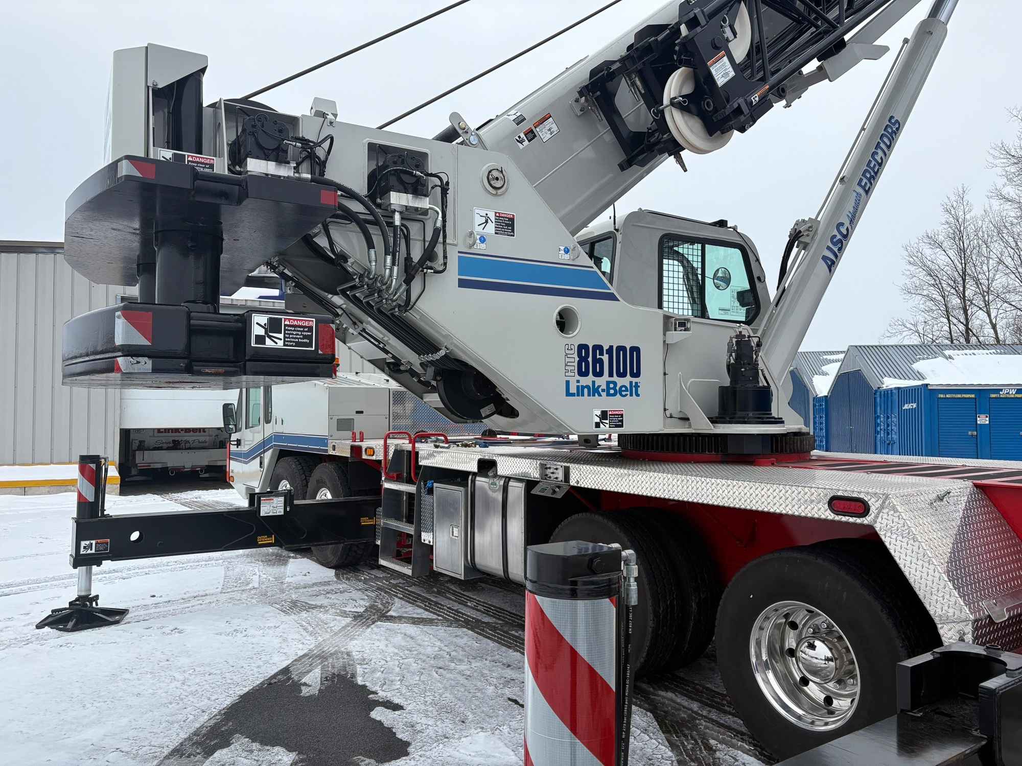 2022 Link-Belt HTC-86100 Truck Mounted Telescopic Boom Crane for Sale in New York Crane Network image 3