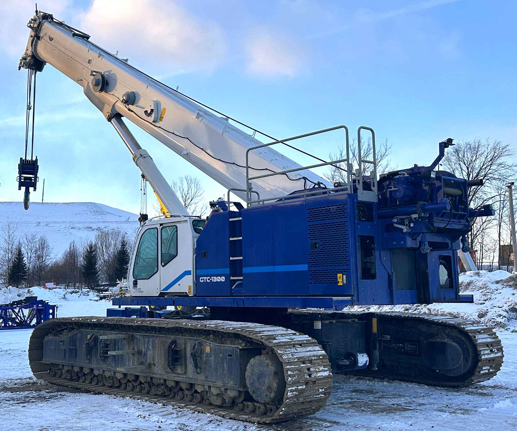 2022 Tadano Mantis GTC-1300 Crane - Crawler Cranes - Telescopic Boom for Sale or Rent in Solon Ohio Crane Network image 3